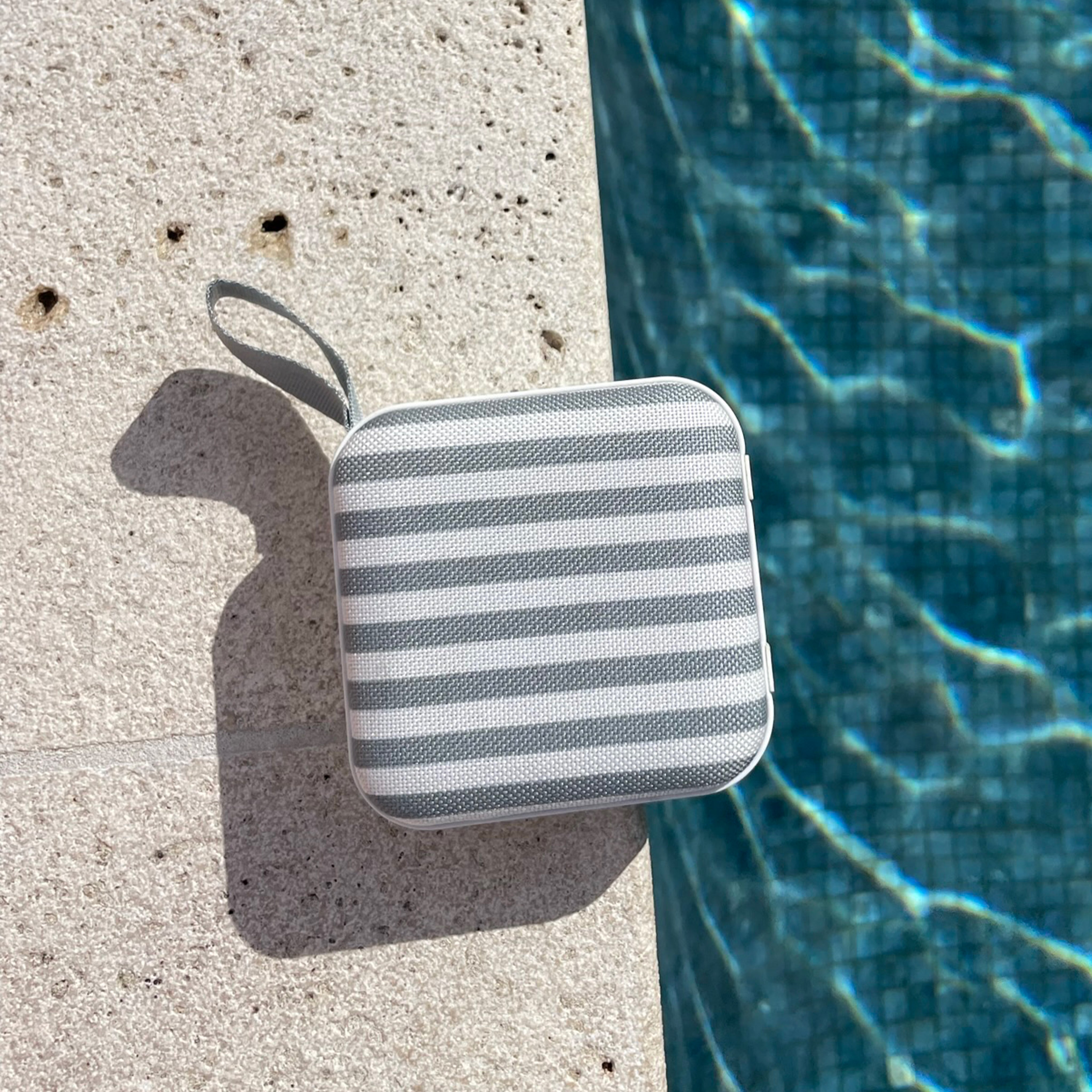 sunnylife vacay travel speaker